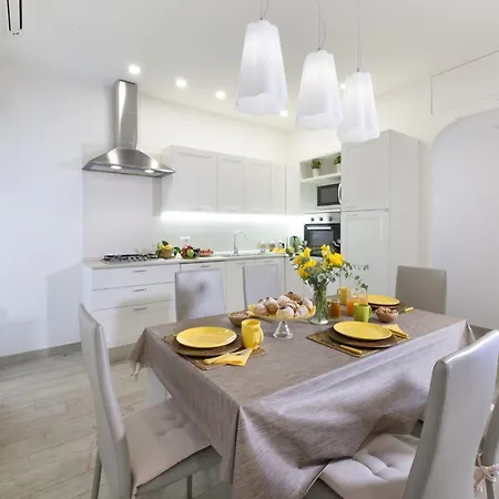 2 Bedroom In Appartement Sorrente