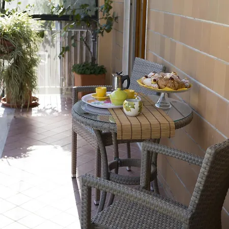 2 Bedroom In * Σορέντο